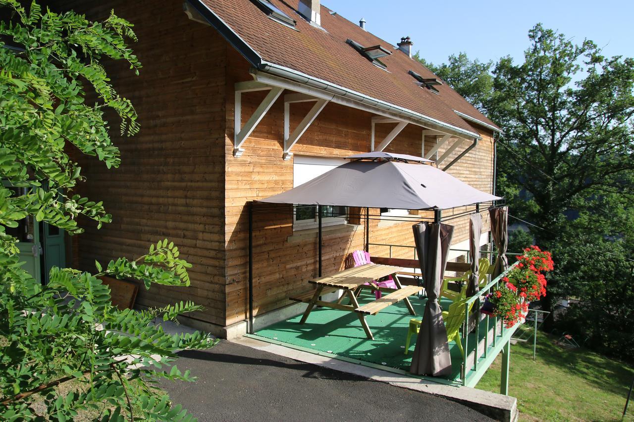 Le Grand Val Bed & Breakfast Lavastrie Ngoại thất bức ảnh